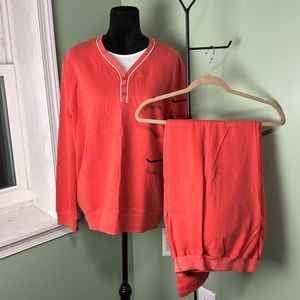 NWT speculation, joggers, set salmon color, large